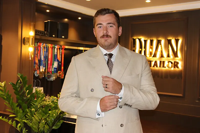 Khách hàng DuanTailor 22