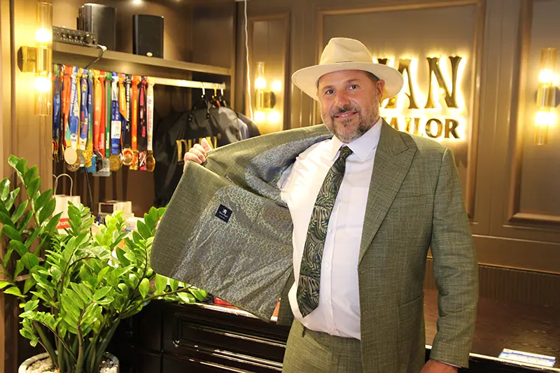 Khách hàng DuanTailor 49